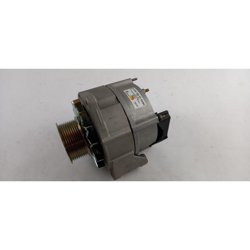 Pièce pour MERCEDES-BENZ - Alternator A010154910280
