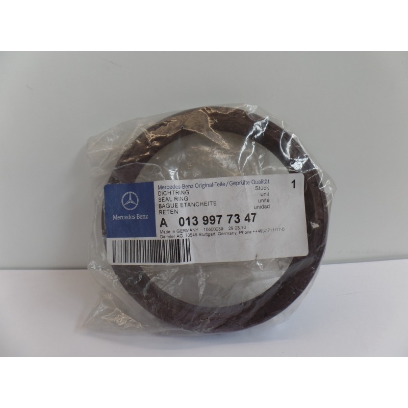Pièce pour MERCEDES-BENZ - Shaft Seal, Manual Transmission A0139977347
