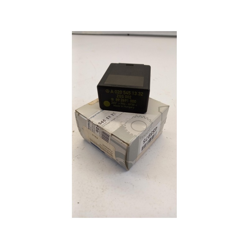 Pièce pour MERCEDES-BENZ - Relay A0205451332