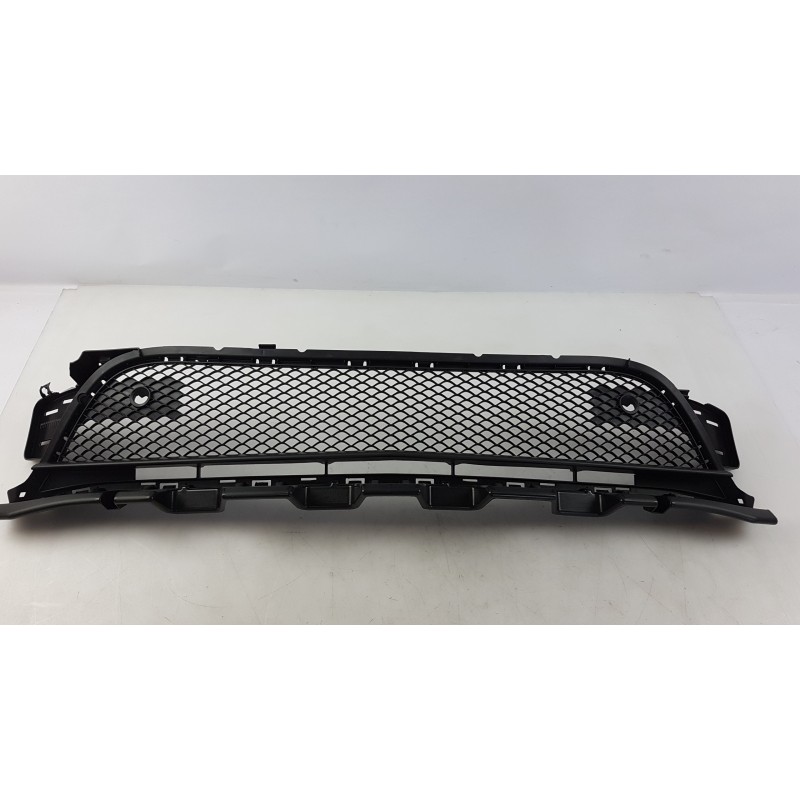 Pièce pour MERCEDES-BENZ - Bumper Grille Insert A1178852122