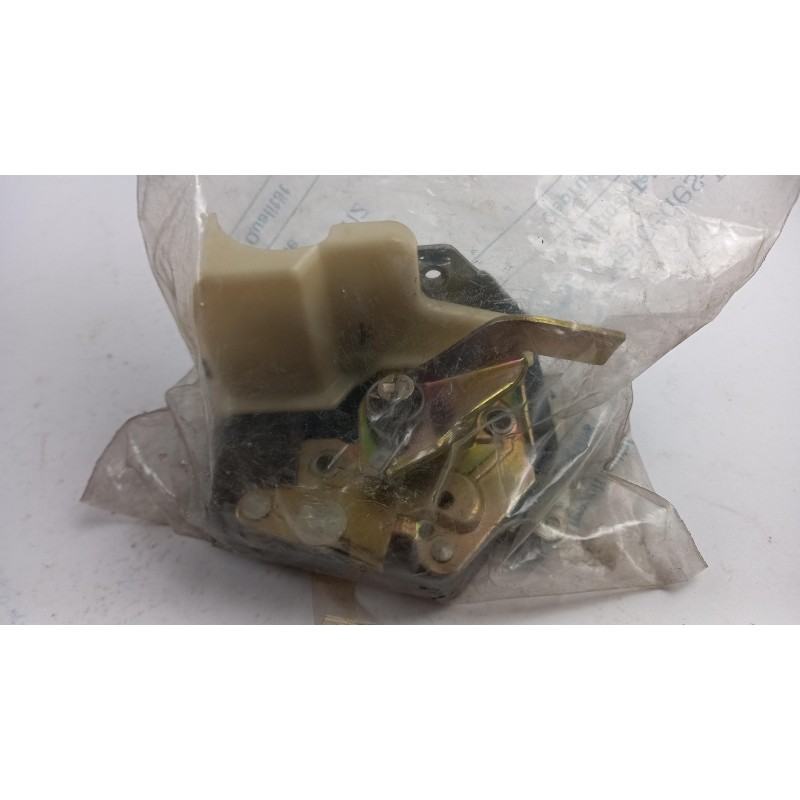 Pièce pour MERCEDES-BENZ - Door Lock A1247300635