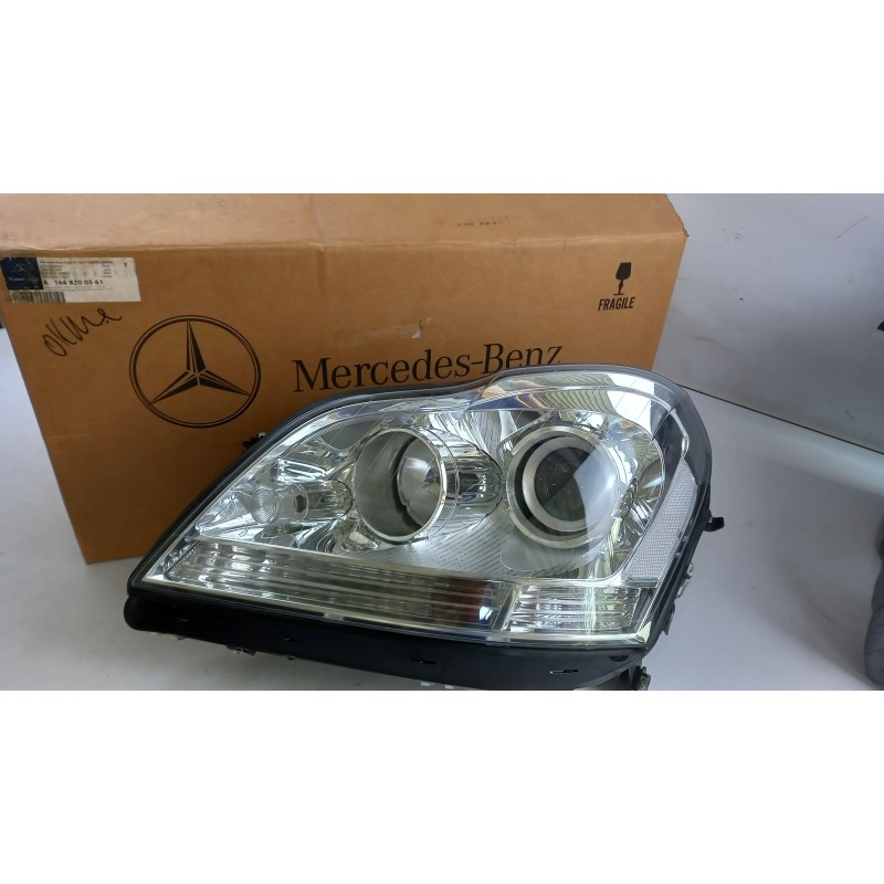 Pièce pour MERCEDES-BENZ - Headlight A1648200561