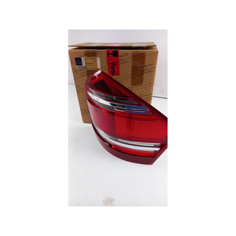 Pièce pour MERCEDES-BENZ - Combination Rearlight A1648200664