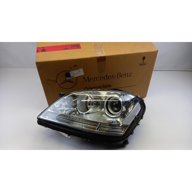 Pièce pour MERCEDES-BENZ - Headlight A1648200961
