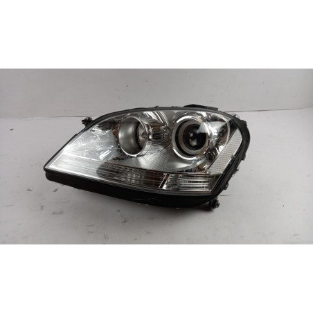Pièce pour MERCEDES-BENZ - Headlight A164820476164