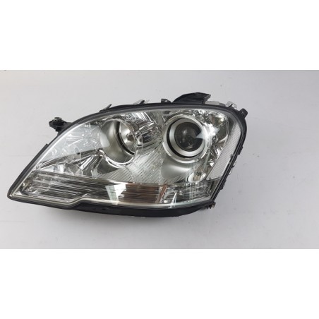 Pièce pour MERCEDES-BENZ - Headlight A1648206961