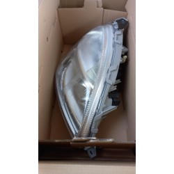 Pièce pour MERCEDES-BENZ - Headlight A1688201061