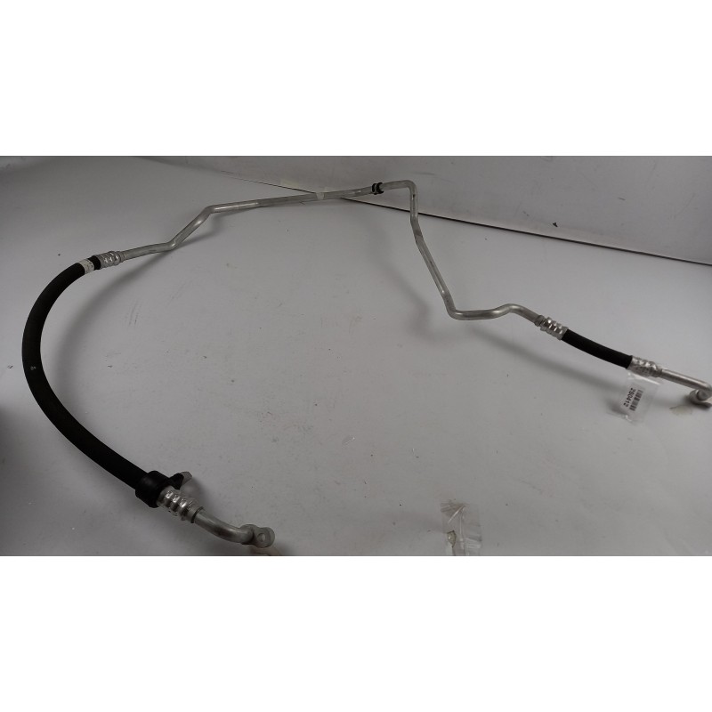 Pièce pour MERCEDES-BENZ - Pressure Line, Air Conditioning A1688303215