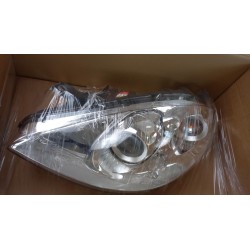 Pièce pour MERCEDES-BENZ - Headlight A1698207361