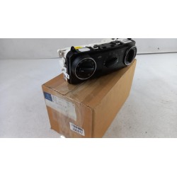 Pièce pour MERCEDES-BENZ - Control Element, Heating/Ventilation A1698301385