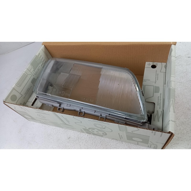 Pièce pour MERCEDES-BENZ - Diffusing Lens, Headlight A2028201066
