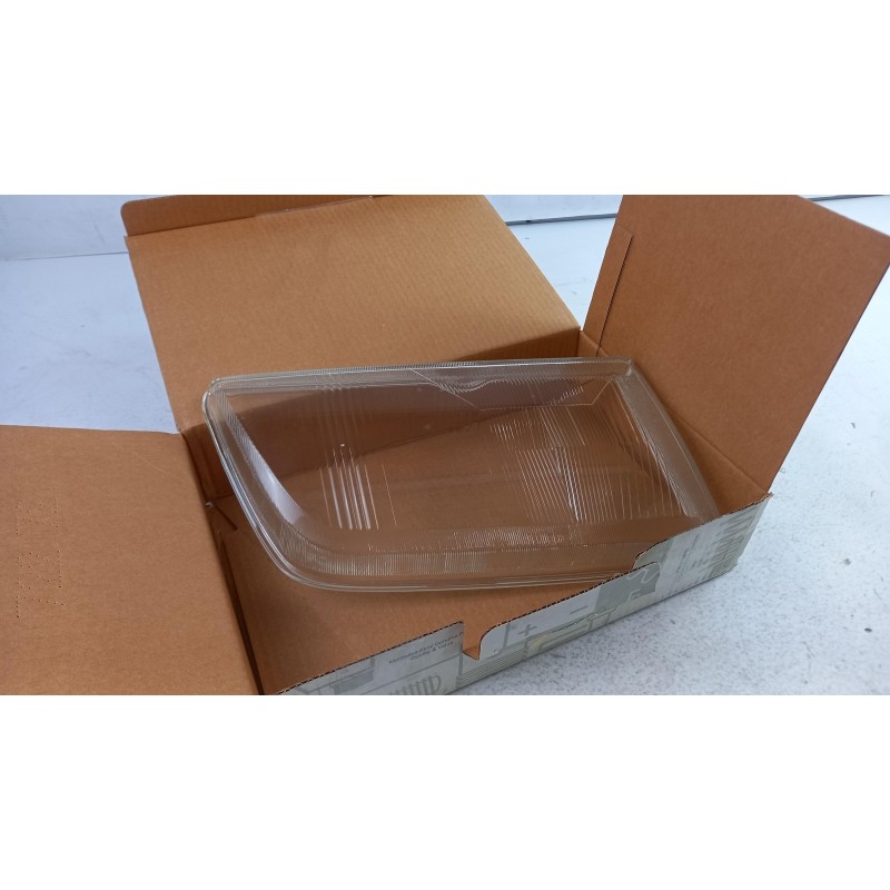 Pièce pour MERCEDES-BENZ - Diffusing Lens, Headlight A2028260290