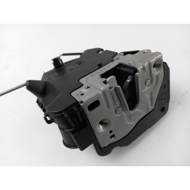 Pièce pour MERCEDES-BENZ - Door Lock A2037200335