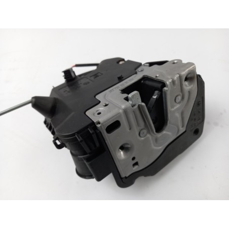Pièce pour MERCEDES-BENZ - Door Lock A2037200335