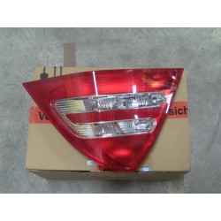 Pièce pour MERCEDES-BENZ - Combination Rearlight A2038200264