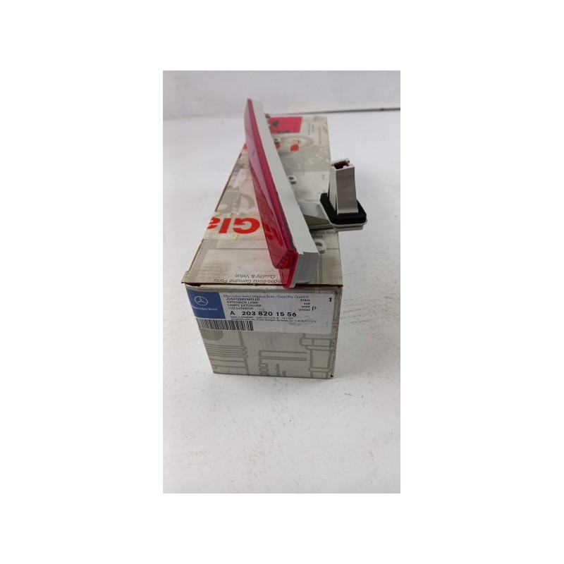Pièce pour MERCEDES-BENZ - Auxiliary Stop Light A2038201556