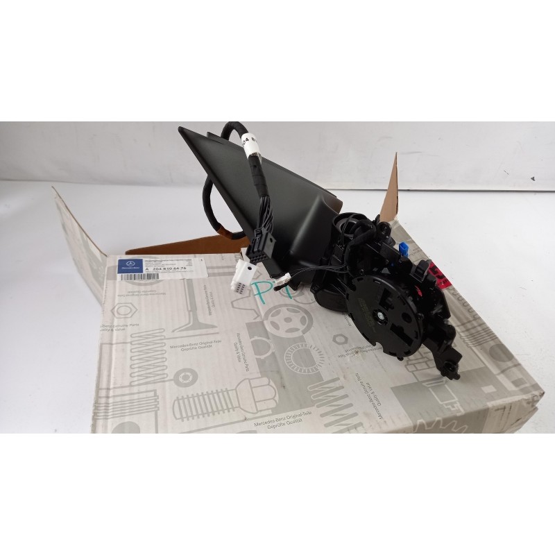 Pièce pour MERCEDES-BENZ - Housing, Outside Mirror A2048106476
