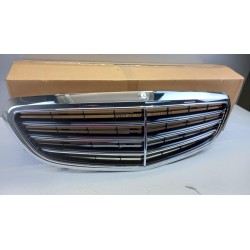 Pièce pour MERCEDES-BENZ - Radiator Grille A2058802683