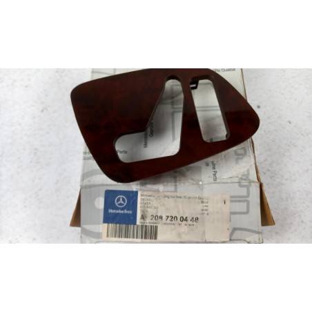 Pièce pour MERCEDES-BENZ - Ornamental Trim A2087200448