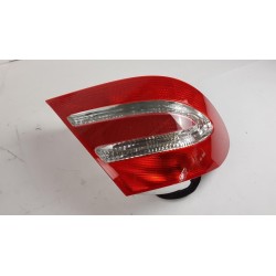 Pièce pour MERCEDES-BENZ - Combination Rearlight A2098200164