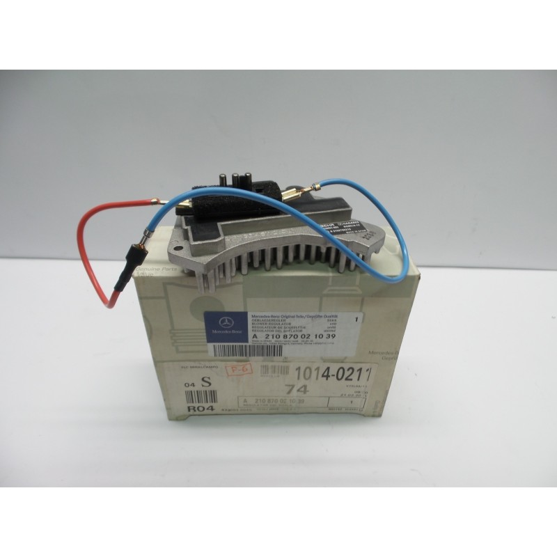 Pièce pour MERCEDES-BENZ - Relay, Interior Blower A210870021039