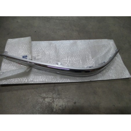 Pièce pour MERCEDES-BENZ - Trim/Protective Strip, Bumper A21188009129744