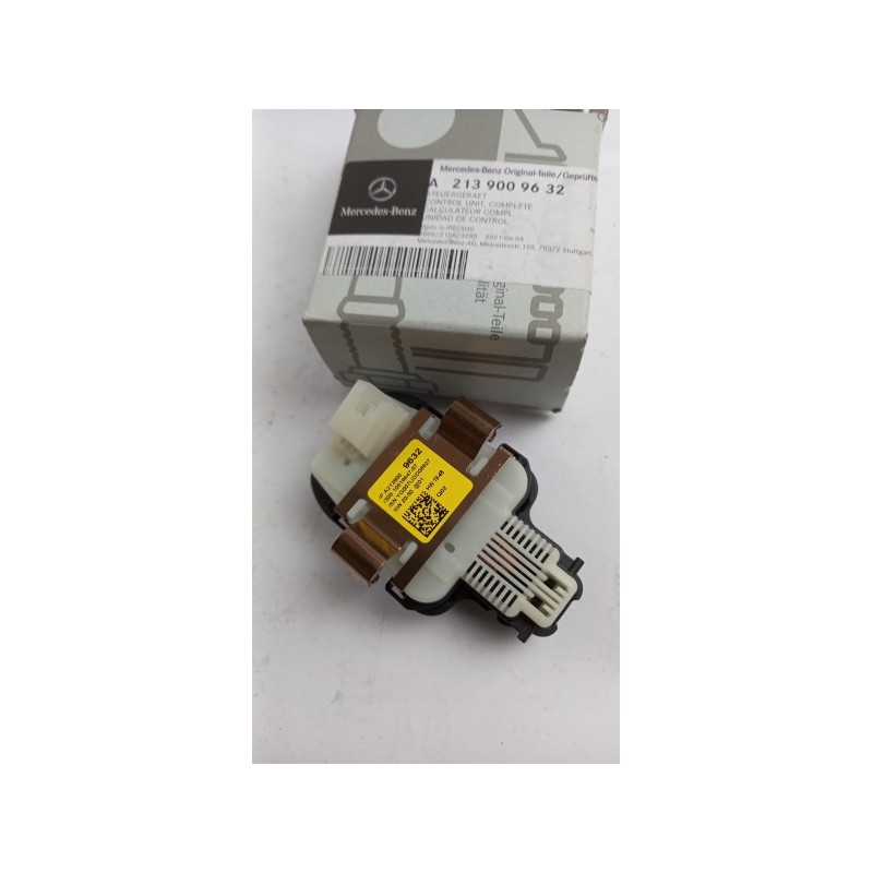 Pièce pour MERCEDES-BENZ - Control Unit A2139009632