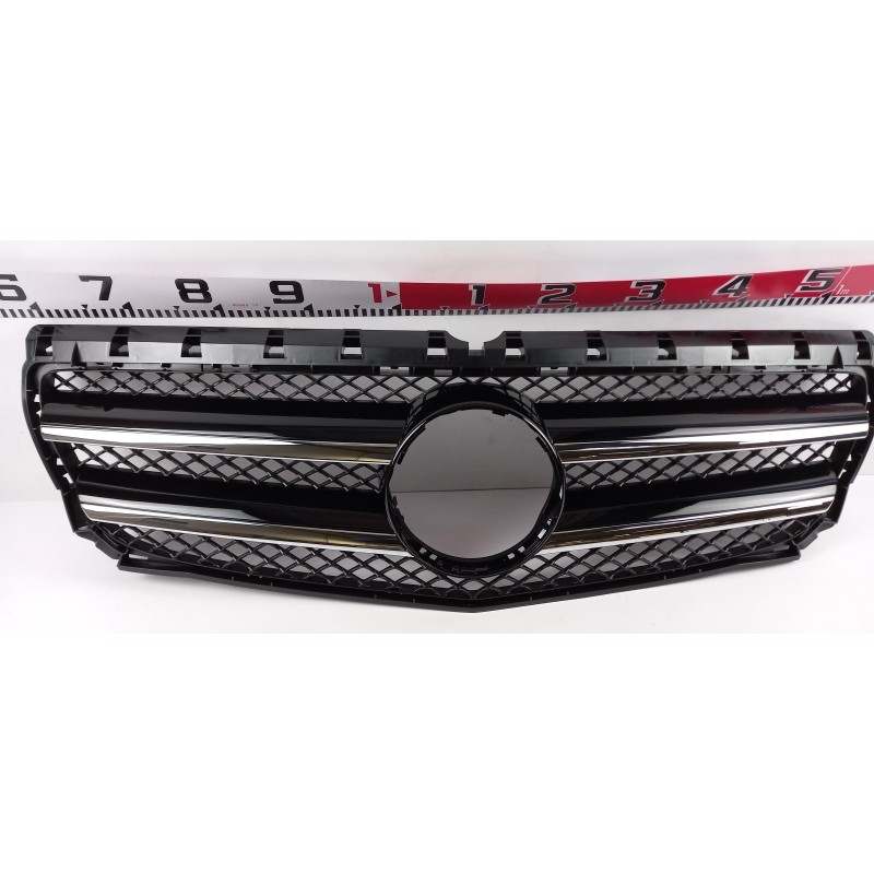 Pièce pour MERCEDES-BENZ - Radiator Grille A24688012839040