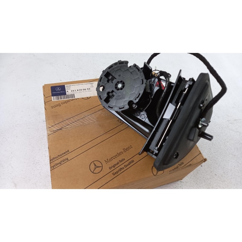 Pièce pour MERCEDES-BENZ - Housing, Outside Mirror A2518100693
