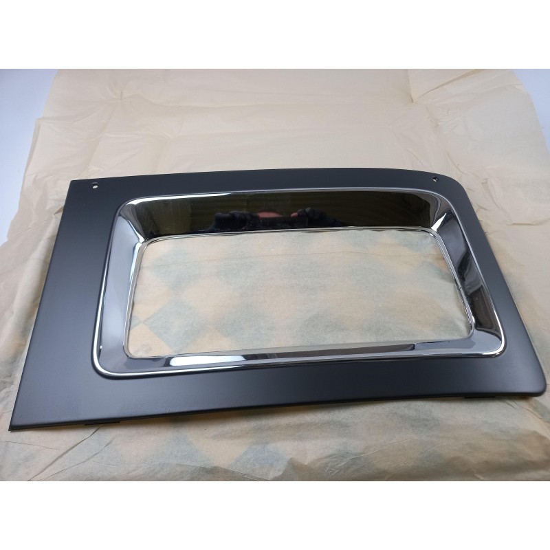 Pièce pour MERCEDES-BENZ - Centre Console Part/Trim A3016900079