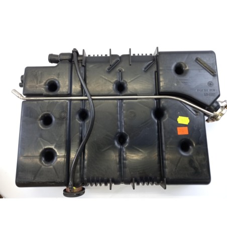 Pièce pour MERCEDES-BENZ - Expansion Tank, Coolant A3815000749