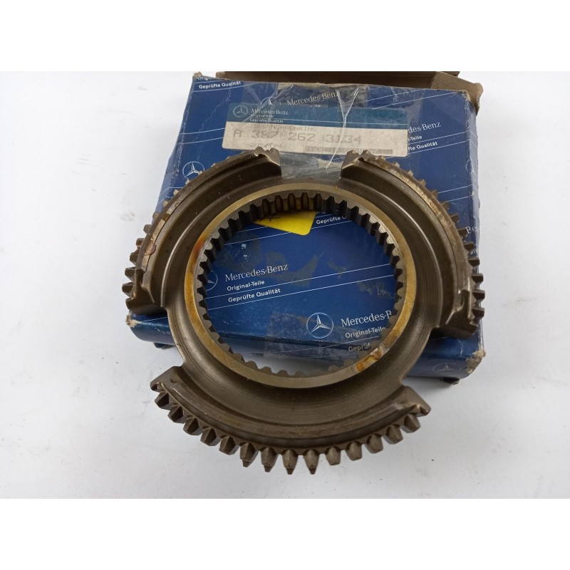 Pièce pour MERCEDES-BENZ - Synchronizer Ring, Manual Transmission A3872623134