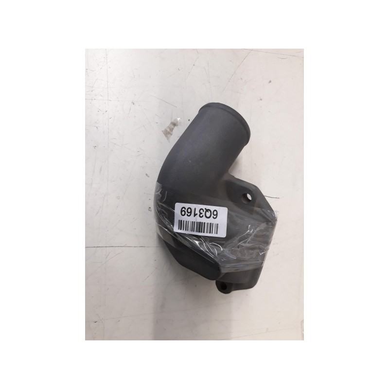 Pièce pour MERCEDES-BENZ - Coolant Flange A4032011630