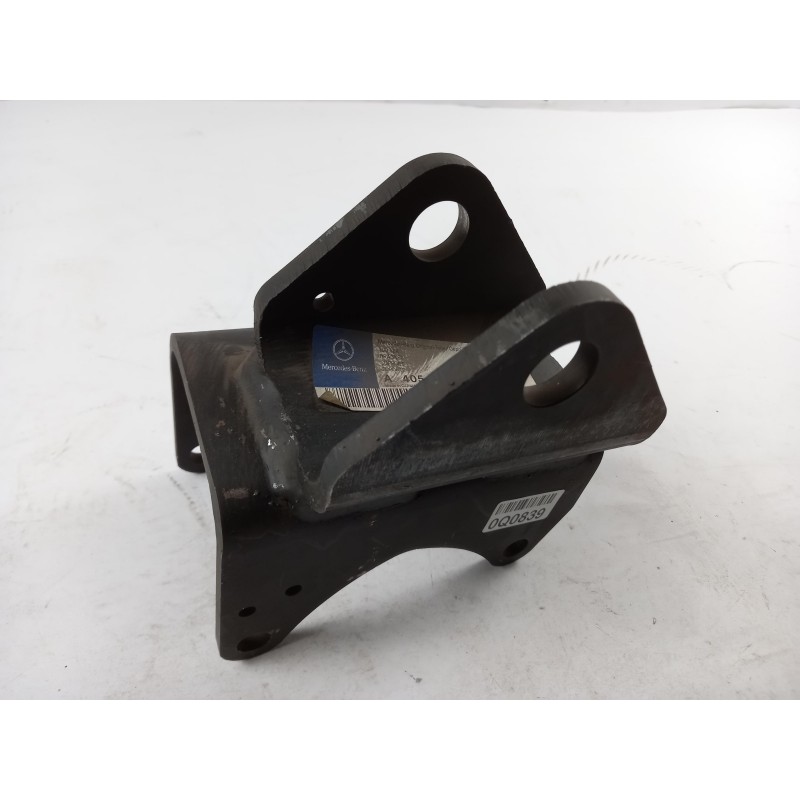 Pièce pour MERCEDES-BENZ - Bracket A4053500338