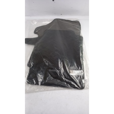 Pièce pour MERCEDES-BENZ - Floor Mat Set A4476801602