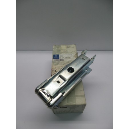 Pièce pour MERCEDES-BENZ - Door Hinge A6387401737