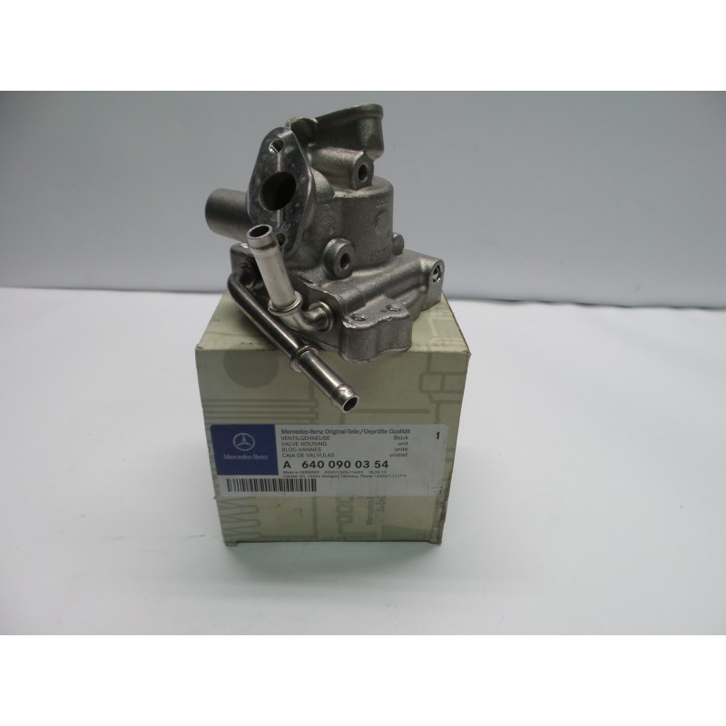 Pièce pour MERCEDES-BENZ - Housing A6400900354