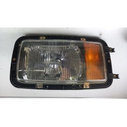 Pièce pour MERCEDES-BENZ - Headlight A6418200361