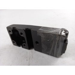 Pièce pour MERCEDES-BENZ - Hinge, Trunk A6707401437