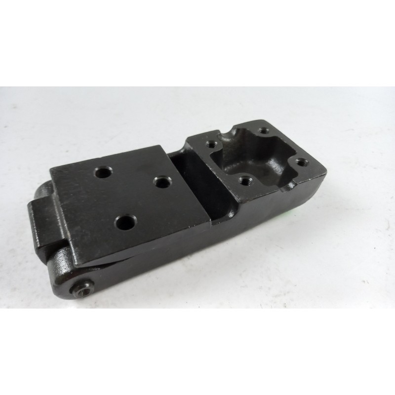 Pièce pour MERCEDES-BENZ - Door Hinge A6707401537