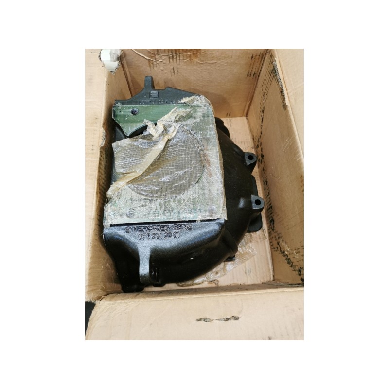 Pièce pour MERCEDES-BENZ - Housing A6762510001