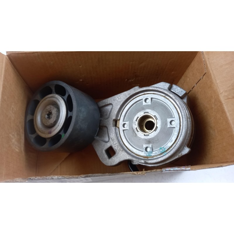 Pièce pour MERCEDES-BENZ - Belt Tensioner/Pulley A9062001870