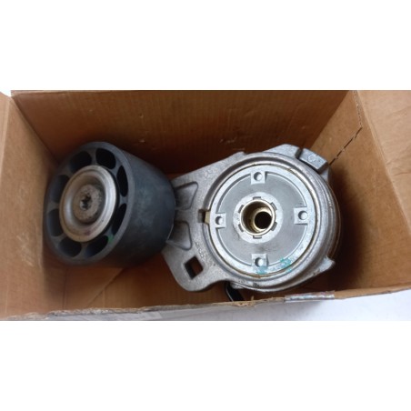 Pièce pour MERCEDES-BENZ - Belt Tensioner/Pulley A9062001870