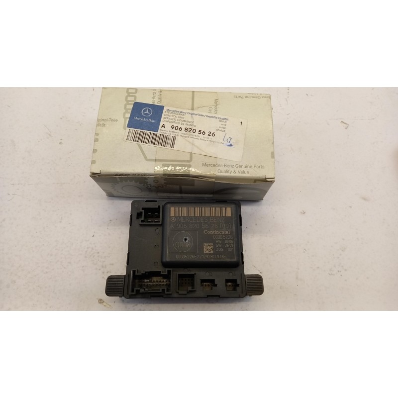 Pièce pour MERCEDES-BENZ - Control Unit A9068205626