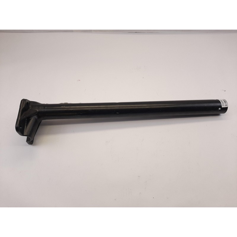 Pièce pour MERCEDES-BENZ - Bracket, Wing A9305208033