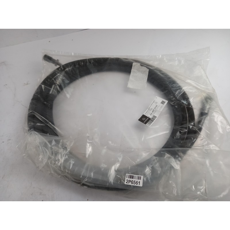 Pièce pour MERCEDES-BENZ - Hose A9309971452