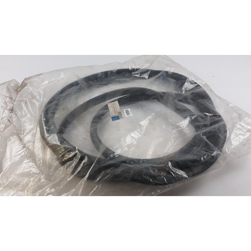 Pièce pour MERCEDES-BENZ - Seal, Windscreen A9416710120