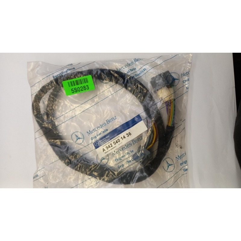 Pièce pour MERCEDES-BENZ - Cable Harness A9425401436
