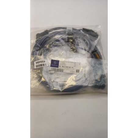 Pièce pour MERCEDES-BENZ - Cable Harness A9425406213