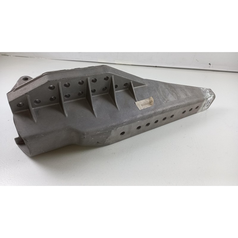 Pièce pour MERCEDES-BENZ - Bracket A9436660578